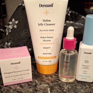 Melon Jelly Cleanser - White and Orange